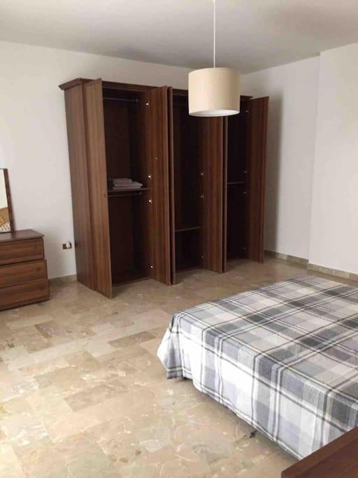 Alloggio Incantevole Storico Apartment Carovigno Luaran gambar
